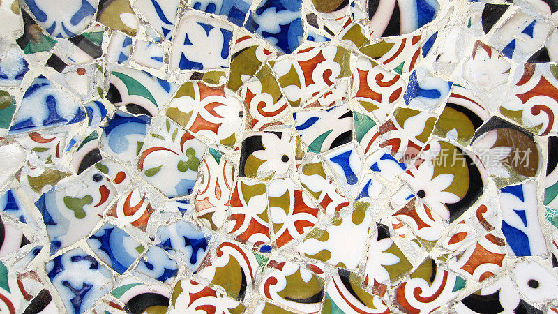 Antonio Gaudi的Tile Parc Guell